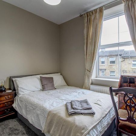 6 Dbl Bed, Central Huddersfield House Inc Parking Ngoại thất bức ảnh