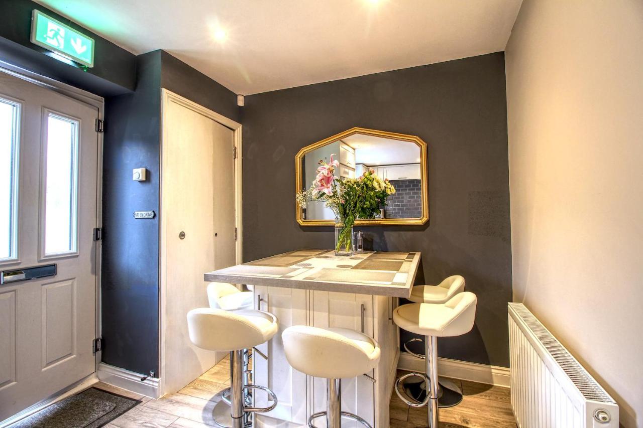 6 Dbl Bed, Central Huddersfield House Inc Parking Ngoại thất bức ảnh